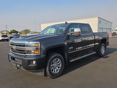 Used 2018 Chevrolet Silverado 3500 High Country w/ Duramax Plus Package AWD/4WD image 3