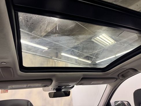 Used 2023 Acura RDX Technology Package SH-AWD image 35