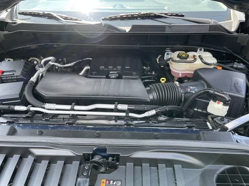 Used 2022 Chevrolet Silverado 1500 Custom w/ LPO, Blackout Package AWD/4WD image 40