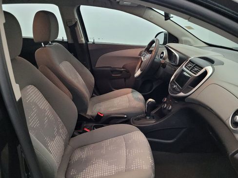 Used 2019 Chevrolet Sonic LT FWD image 21