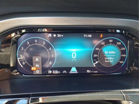 Certified 2024 Volkswagen Atlas Cross Sport SE image 26