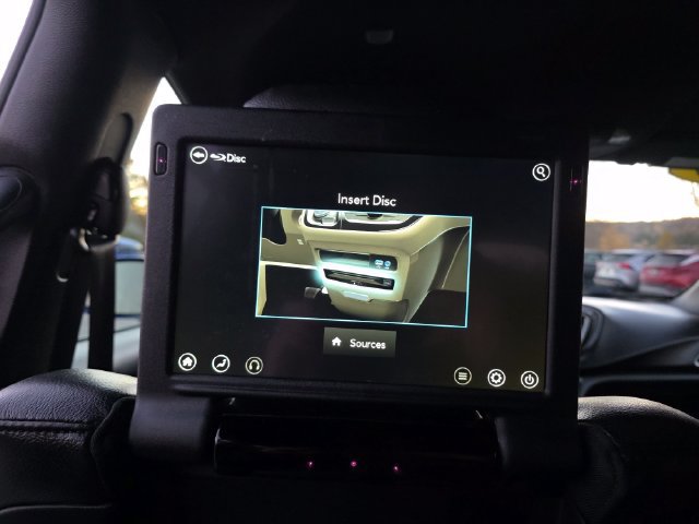 Used 2020 Chrysler Pacifica Touring-L Plus FWD image 26