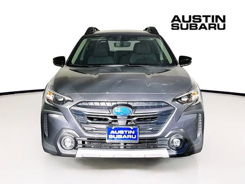 Certified 2025 Subaru Outback Limited image 3