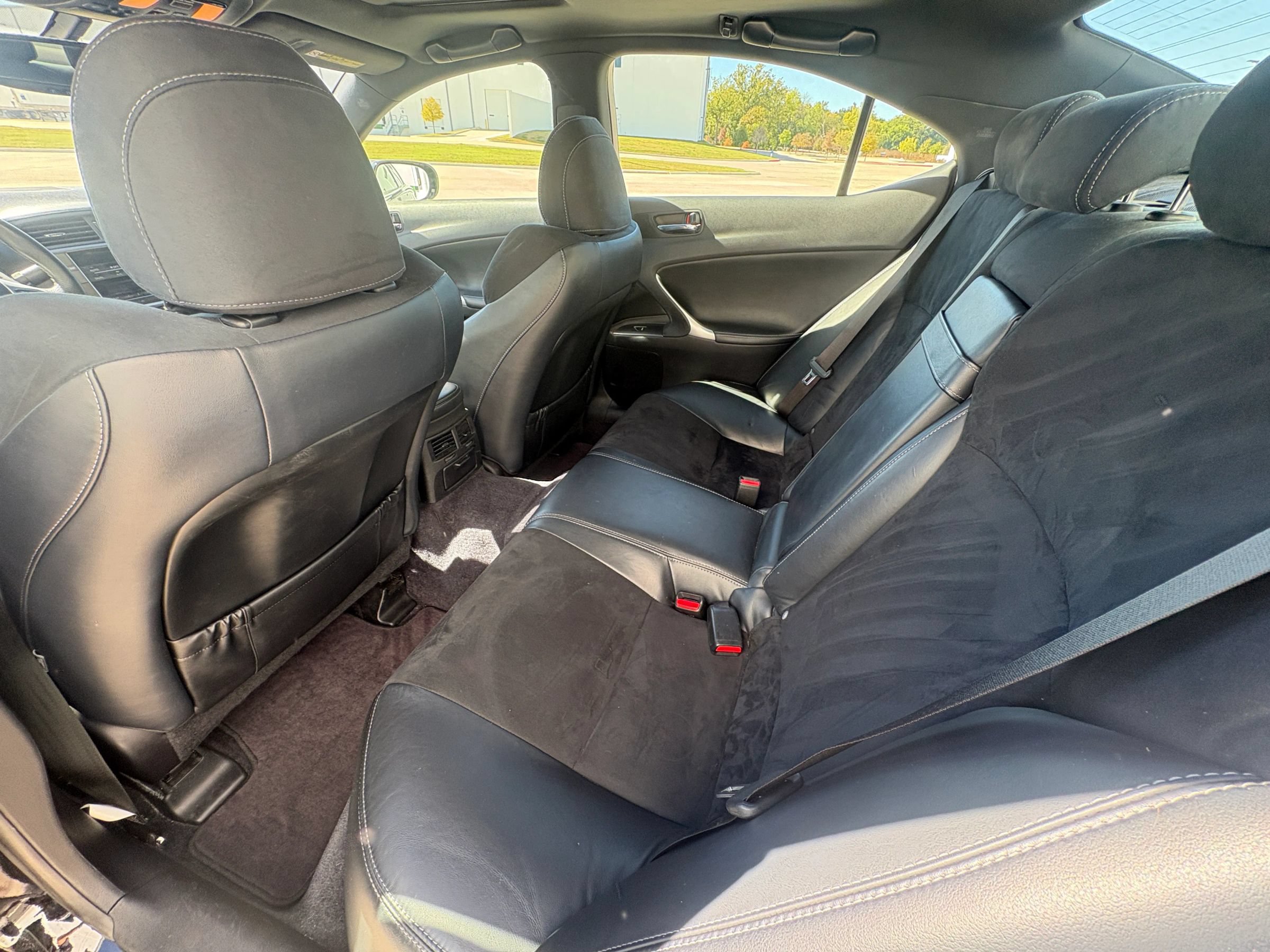 Used 2013 Lexus IS 250 w/ F-Sport Pkg w/Summer Tires RWD image 20