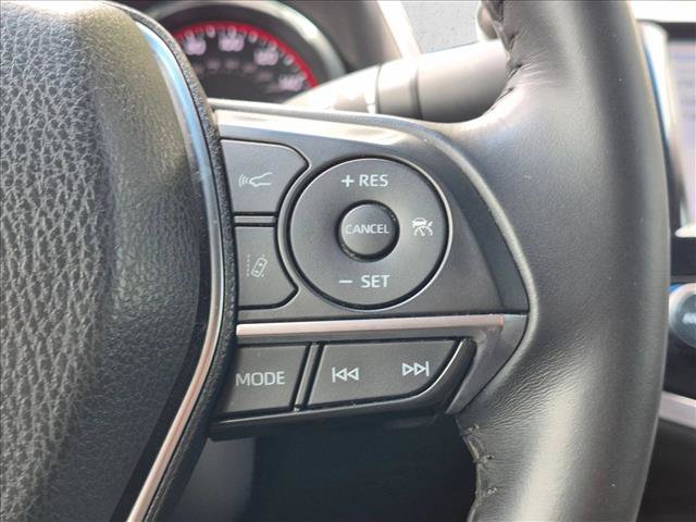Used 2018 Toyota Camry XSE FWD image 28