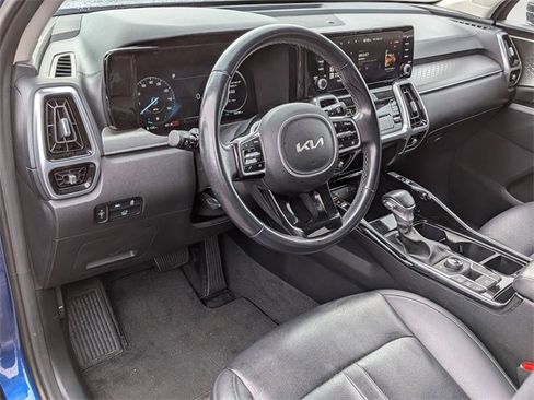 Used 2023 Kia Sorento SX image 10