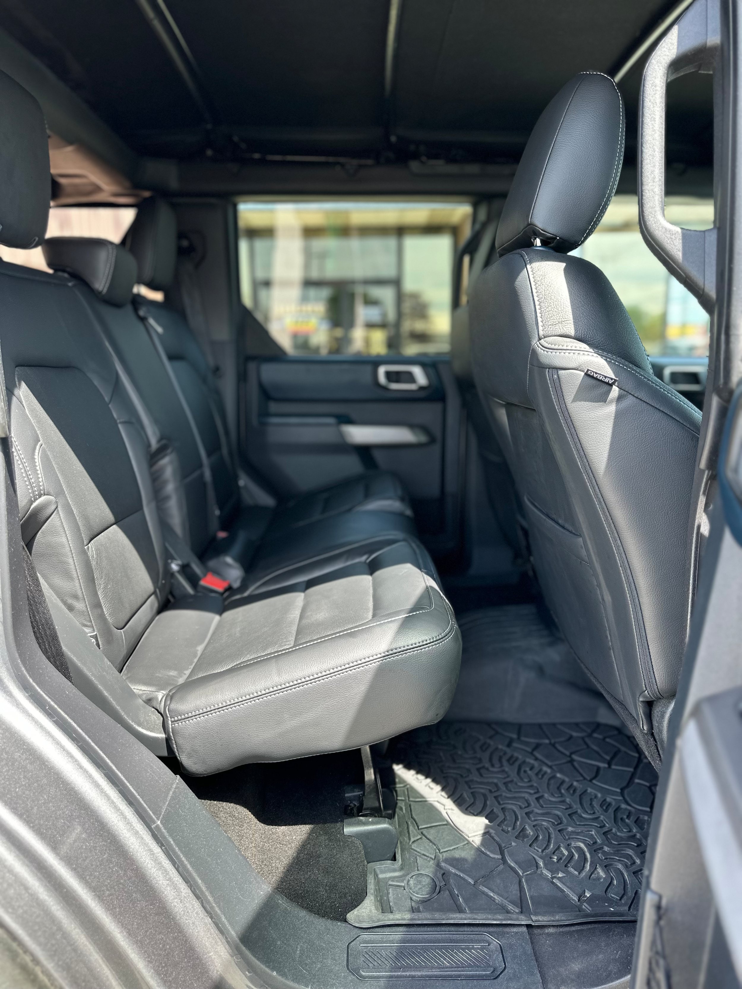 Used 2023 Ford Bronco Outer Banks w/ Sasquatch Package AWD/4WD image 20