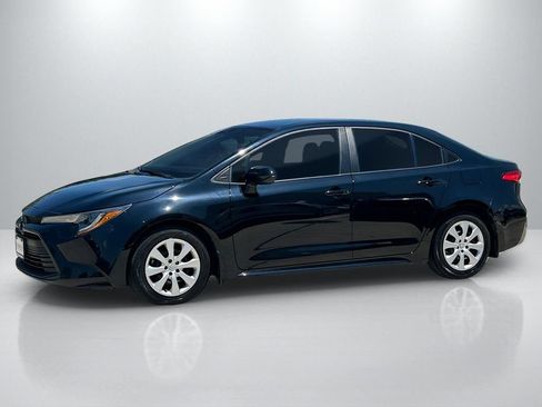 Used 2024 Toyota Corolla LE FWD image 8