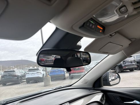 Used 2020 Buick Encore GX Select w/ Experience Buick Package image 22