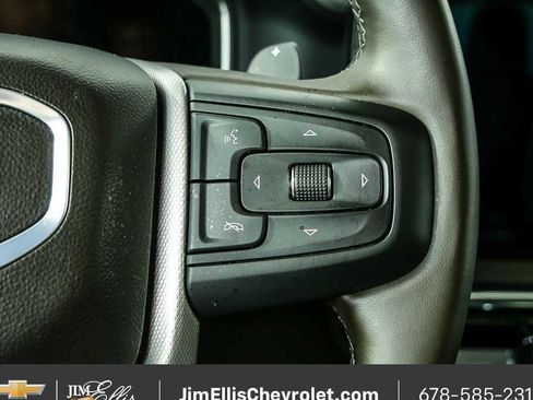 Used 2025 GMC Sierra 1500 Denali w/ Technology Package AWD/4WD image 12