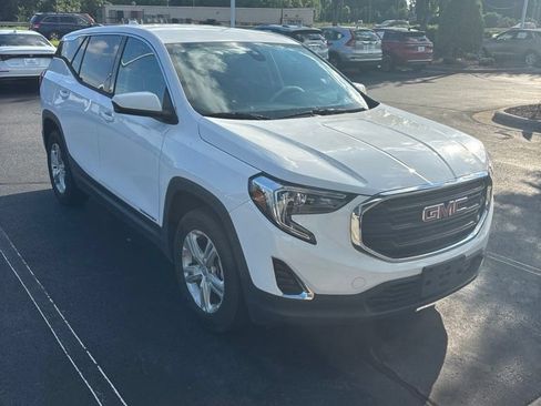 Used 2020 GMC Terrain SLE AWD/4WD image 2
