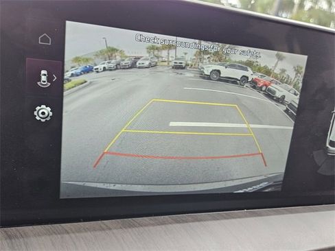 Used 2024 Kia Telluride EX w/ EX Captain's Chair Package image 27