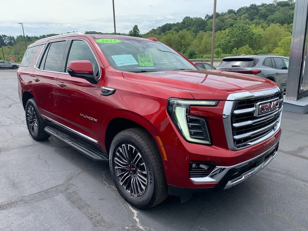 Used 2025 GMC Yukon Elevation w/ Technology Package AWD/4WD image 7