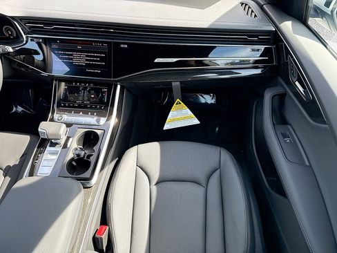 New 2026 Audi Q8 Premium Plus image 18