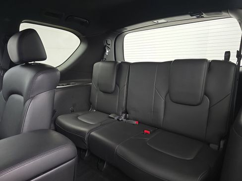 Used 2024 Nissan Armada SL w/ Midnight Edition Package image 44