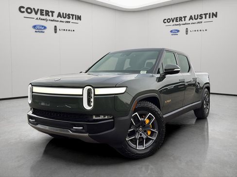 Used 2022 Rivian R1T Adventure image 1