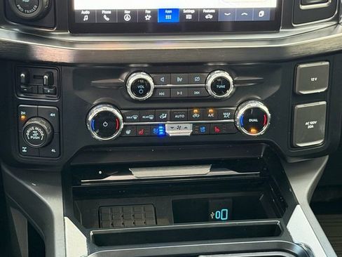 Used 2024 Ford F250 Lariat w/ Lariat Ultimate Package AWD/4WD image 20
