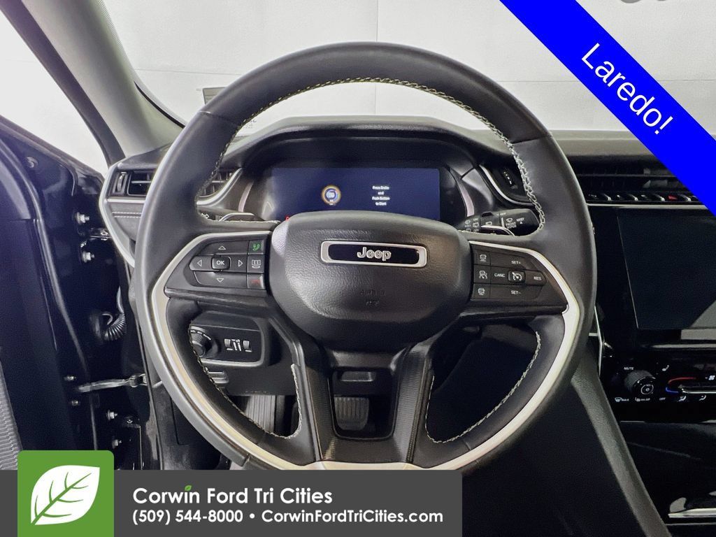 Used 2023 Jeep Grand Cherokee L Laredo w/ Luxury Tech Group I AWD/4WD image 8