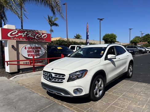 Used 2018 Mercedes-Benz GLA 250 w/ Convenience Package image 4