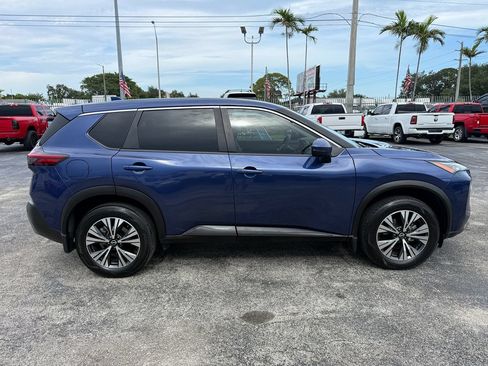 Used 2023 Nissan Rogue SV FWD image 9
