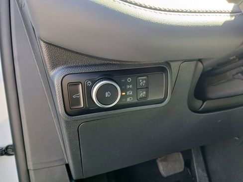 New 2026 Ford Explorer Active AWD/4WD image 10