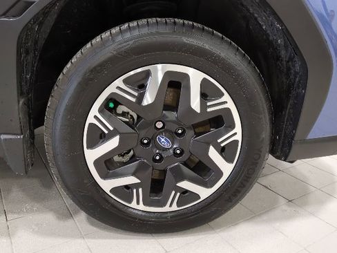 Certified 2025 Subaru Forester Premium image 22