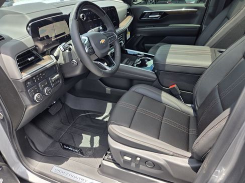 New 2026 Chevrolet Tahoe High Country AWD/4WD image 6