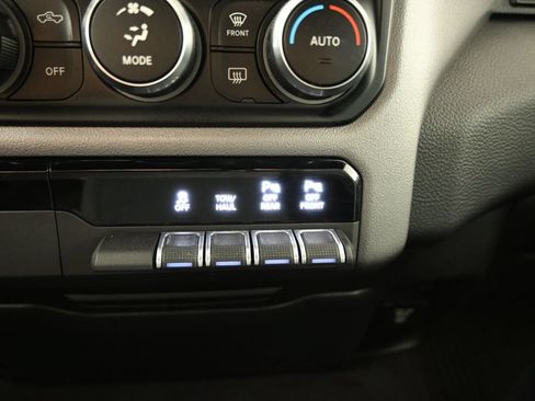 Used 2022 RAM 1500 Big Horn AWD/4WD image 30