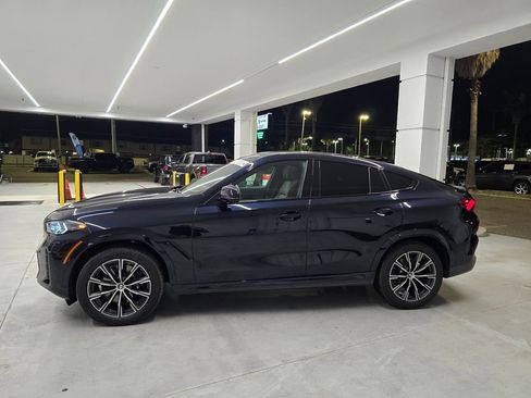 Used 2026 BMW X6 xDrive40i AWD/4WD image 3