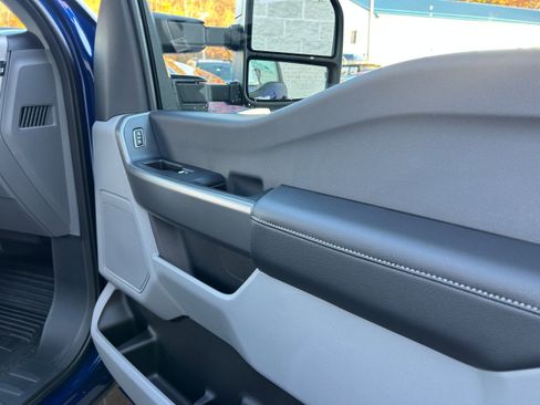 New 2026 Ford F550 4x4 Regular Cab Super Duty w/ XLT Value Package image 30