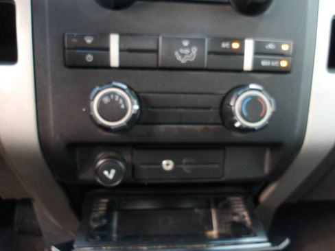 Used 2009 Ford F150 XLT AWD/4WD image 12