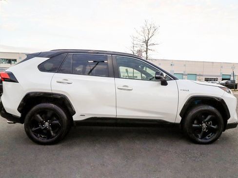 Used 2019 Toyota RAV4 XSE image 18
