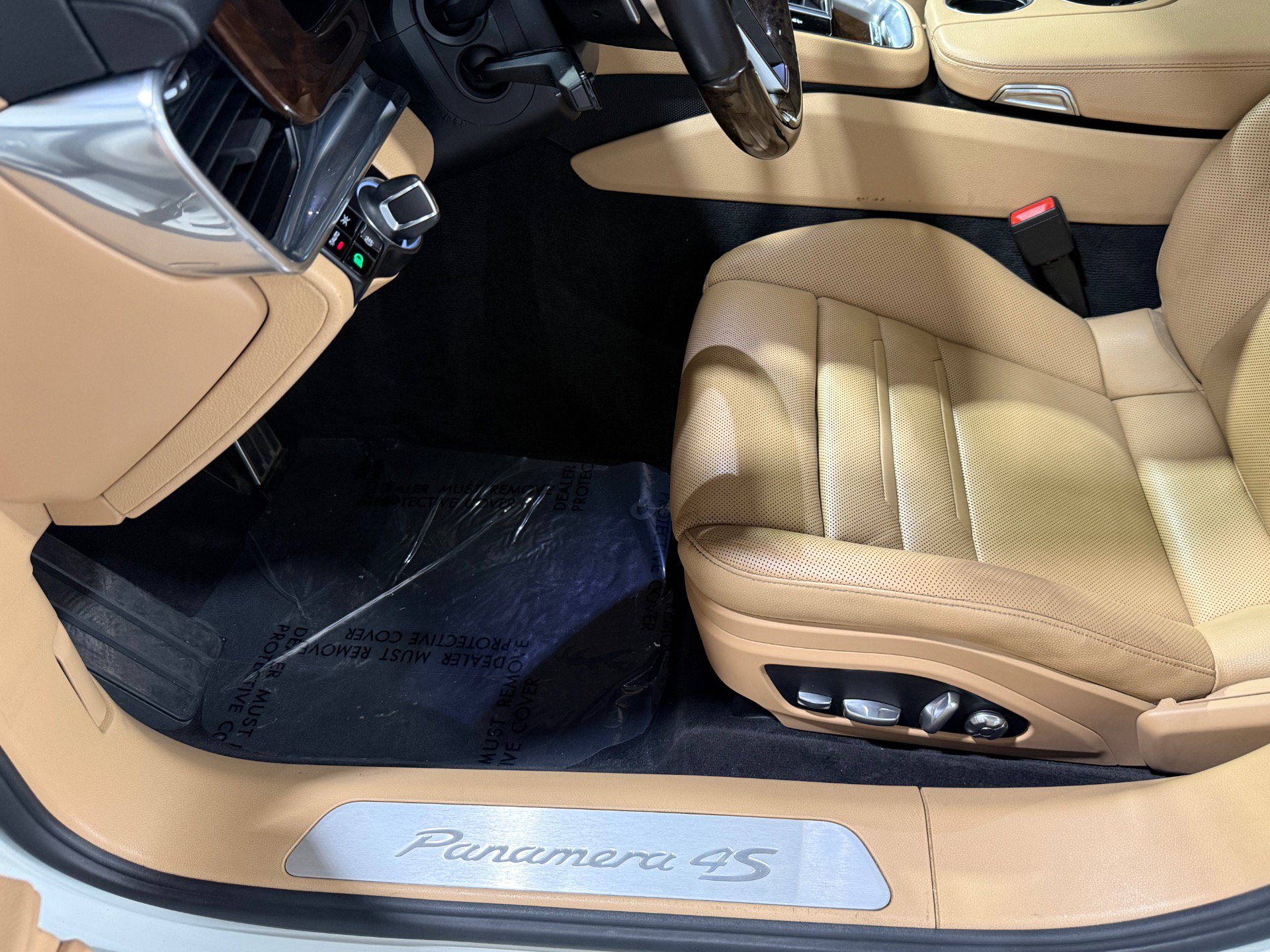 Used 2017 Porsche Panamera 4S AWD/4WD image 22