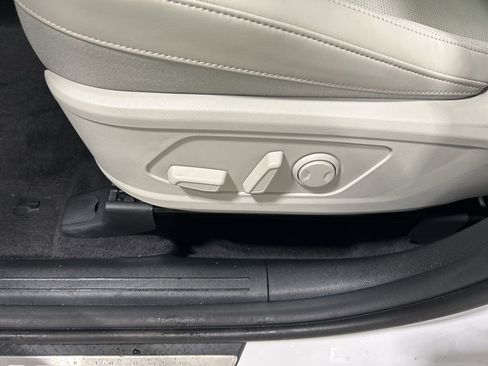 New 2026 Kia Sorento SX image 10