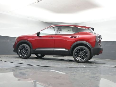 New 2026 Nissan Kicks SR w/ SR Premium Package image 29