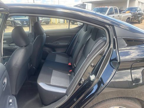 Used 2025 Nissan Versa SV FWD image 24
