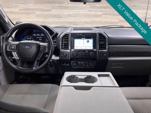 Used 2018 Ford F250 XLT w/ XLT Value Package image 2