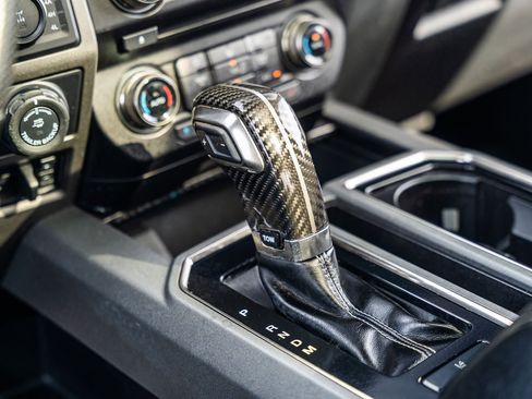 Certified 2018 Ford F150 Raptor w/ Equipment Group 802A Luxury image 27