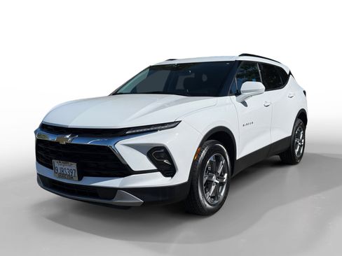 Used 2023 Chevrolet Blazer LT w/ Convenience Package image 1