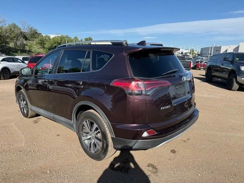 Used 2016 Toyota RAV4 XLE AWD/4WD image 3