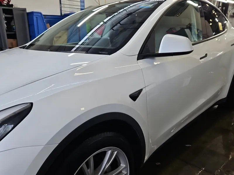 Used 2020 Tesla Model Y Long Range AWD/4WD image 3