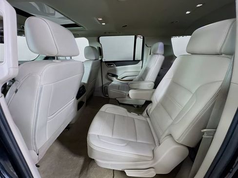 Used 2020 GMC Yukon XL Denali AWD/4WD image 24