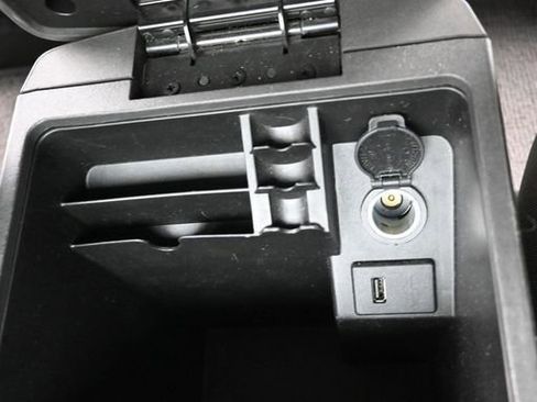 Used 2014 Nissan Frontier PRO-4X image 29