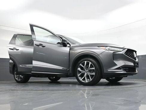 Used 2024 Acura MDX SH-AWD w/ Technology Package image 42