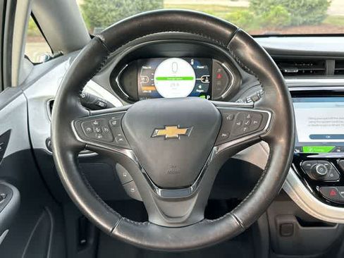 Used 2021 Chevrolet Bolt LT FWD image 7