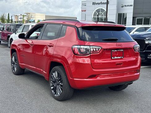 Used 2022 Jeep Compass Limited AWD/4WD image 7