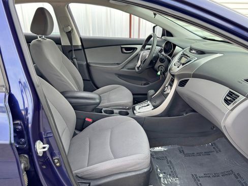 Used 2011 Hyundai Elantra GLS image 14