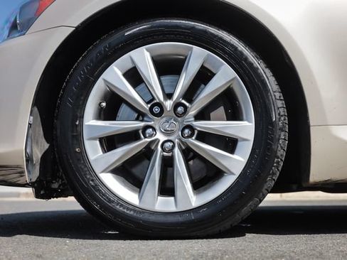 Used 2014 Lexus LS 460 AWD w/ Comfort Package image 21