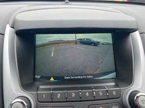 Used 2015 GMC Terrain SLE image 15