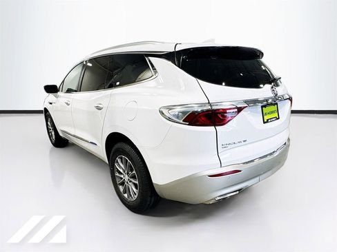 Used 2022 Buick Enclave Premium image 7